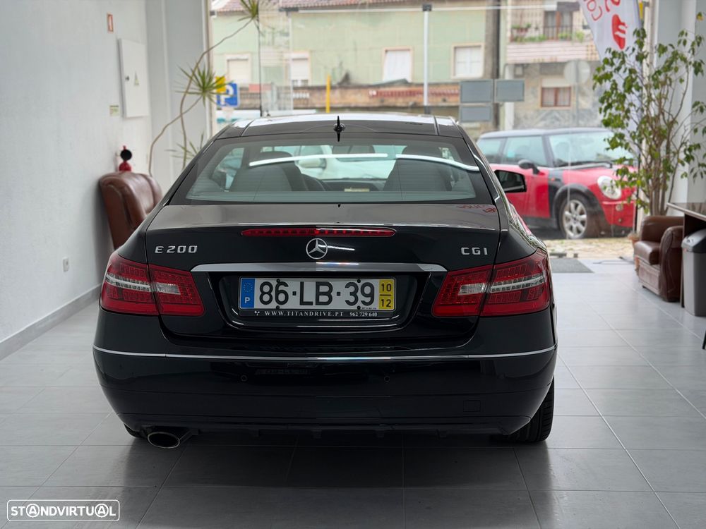 Mercedes-Benz E 200 CGi Elegance BlueEfficiency Auto - 5