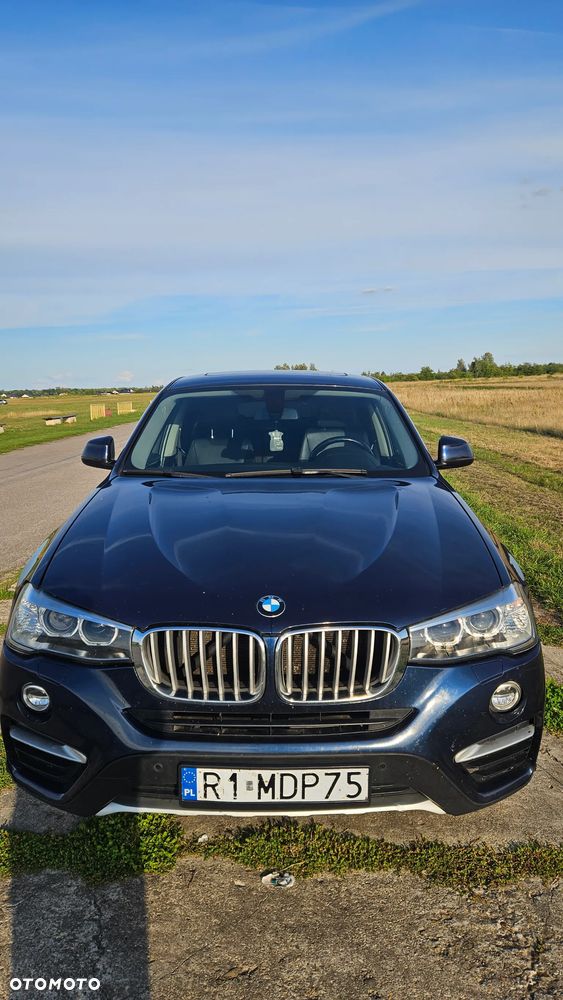BMW X4 xDrive20d - 11