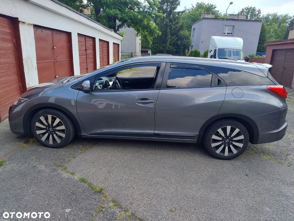 Honda Civic 1.8 Lifestyle (ADAS / Connect+) - 4