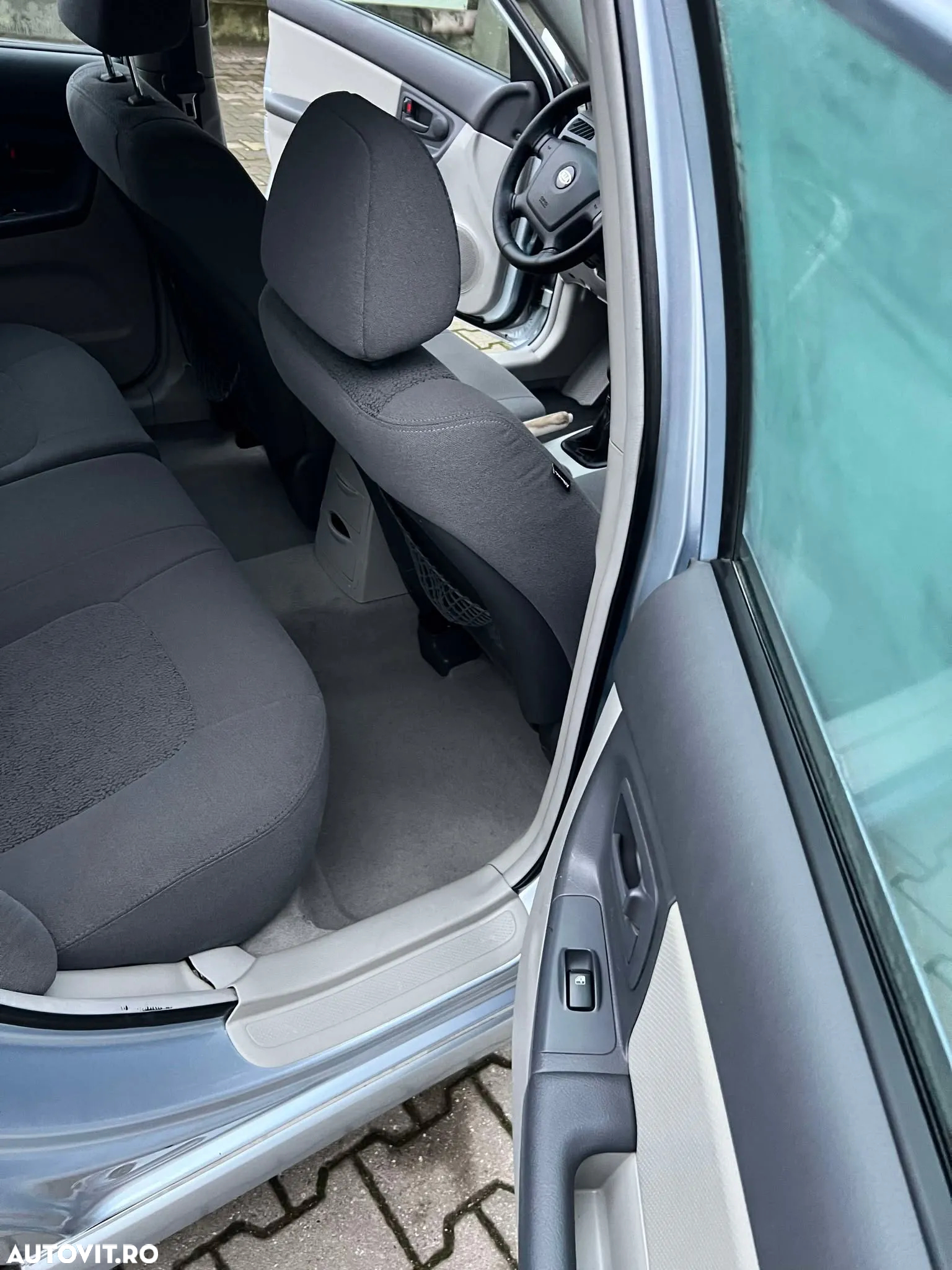 Kia Cerato 2.0 CRDi EX - 10