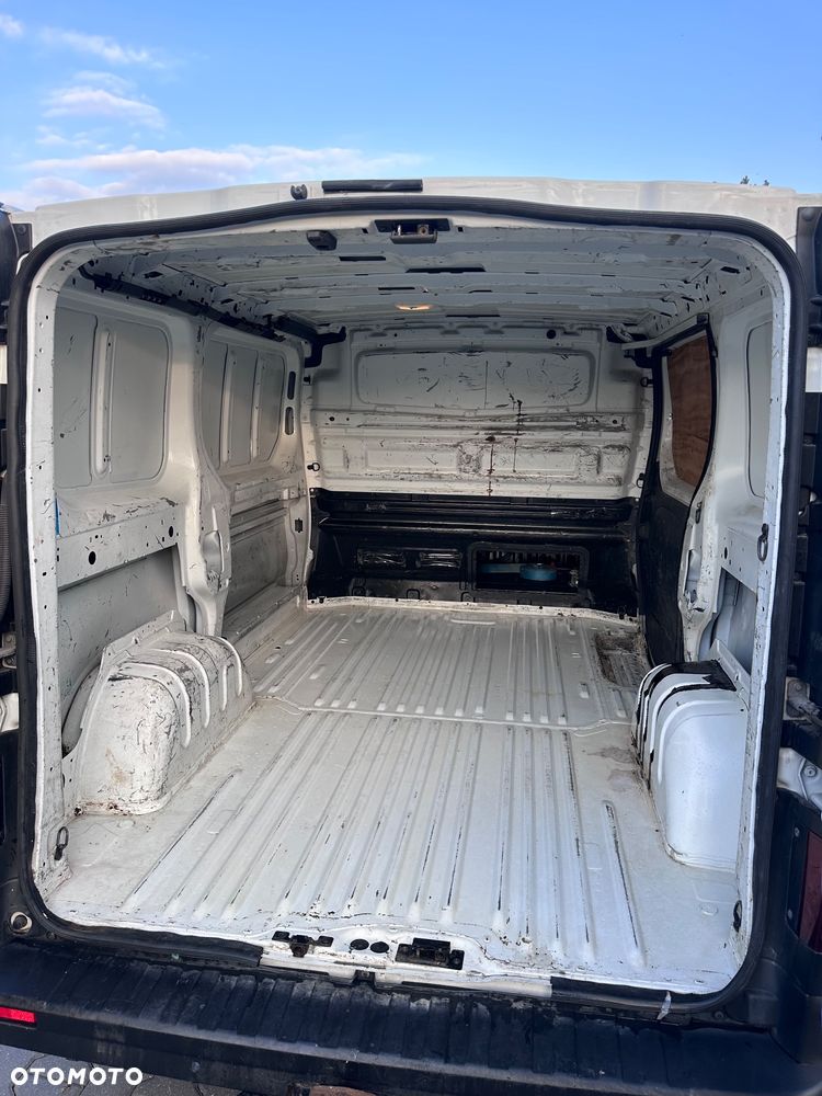 Renault Trafic - 8