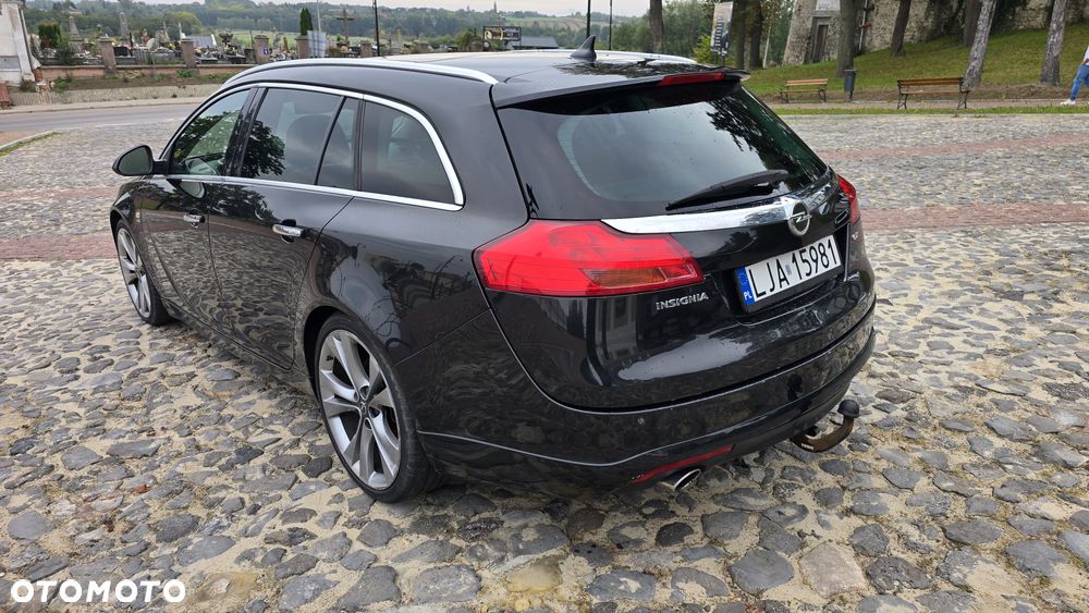 Opel Insignia - 12