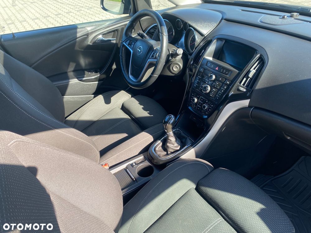 Opel Astra 2.0 CDTI DPF SportsTourer Exklusiv - 8