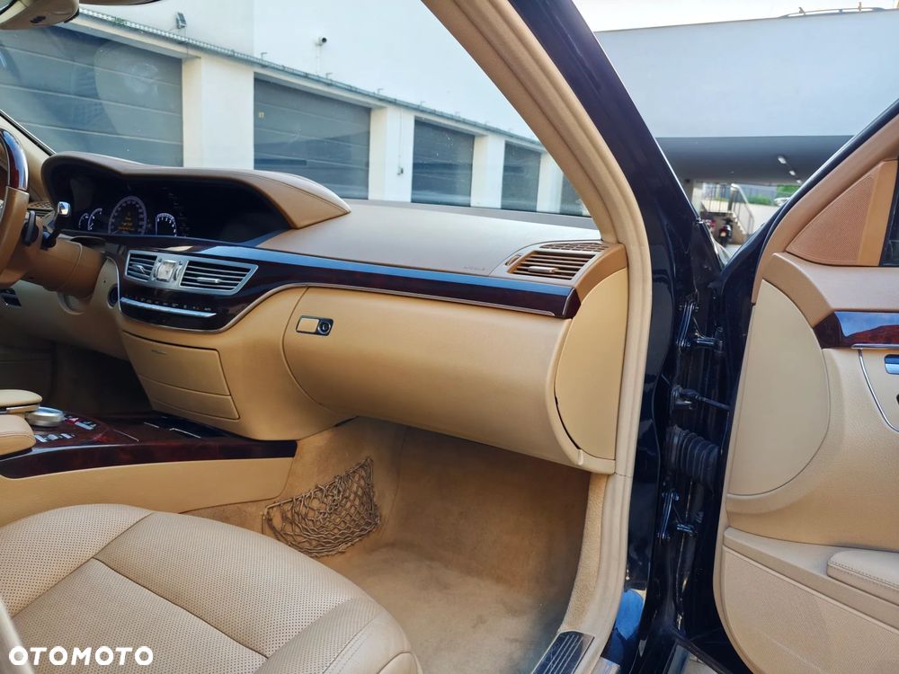 Mercedes-Benz Klasa S 500 L BlueEff - 32