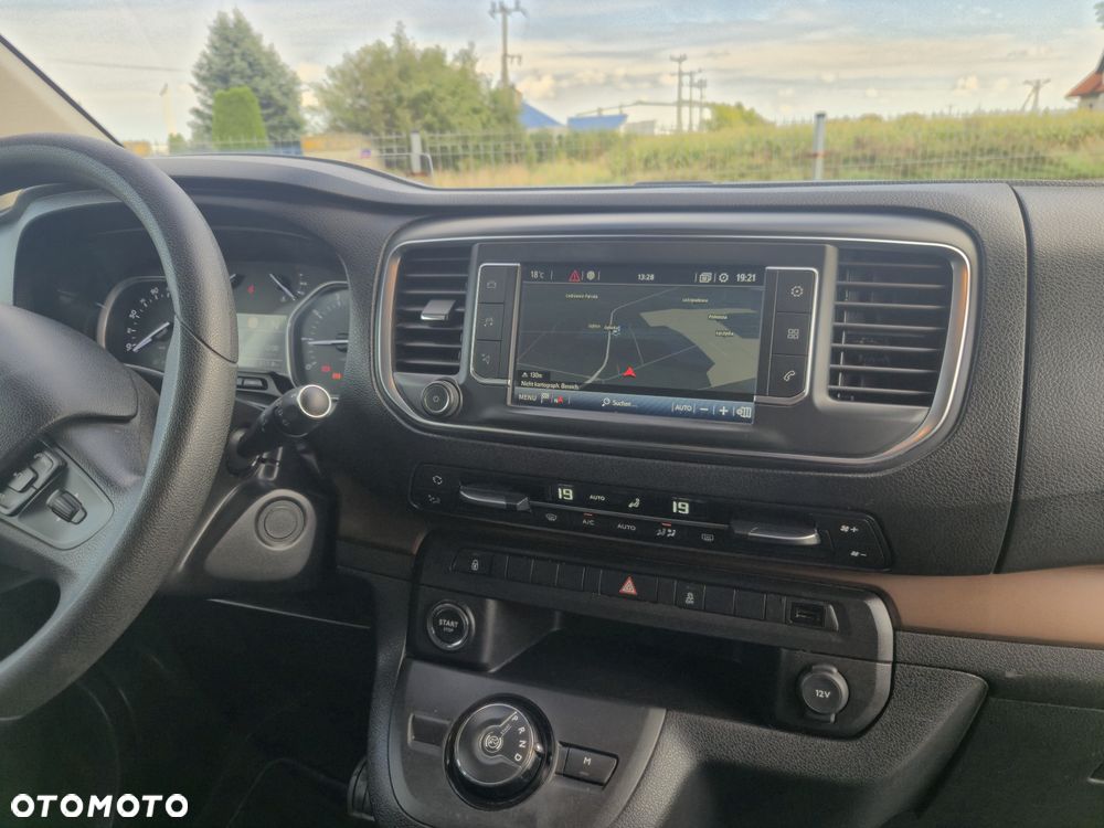 Toyota Proace Verso 2,0-l-D-4D L1 (8-Si.) Autm Family Comfort - 18