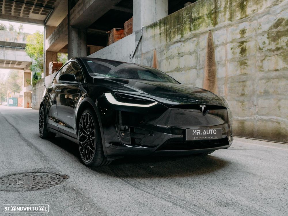 Tesla Model X 100D - 17