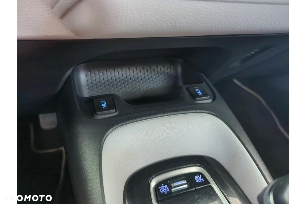Toyota Corolla - 8