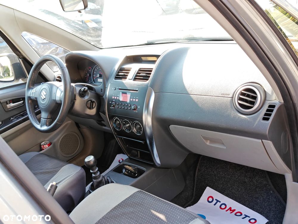 Suzuki SX4 1.9 DDiS DPF 4x2 Comfort - 18