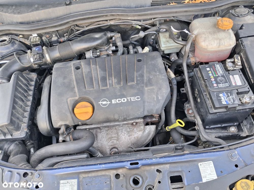 Opel Astra 1.8 Caravan Elegance - 3
