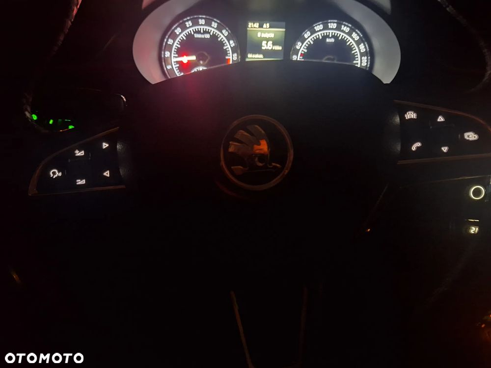 Skoda Octavia 1.6 TDI Clever - 35