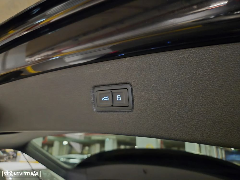 Audi Q7 3.0 TDI quattro S-line Tiptronic 7L - 34