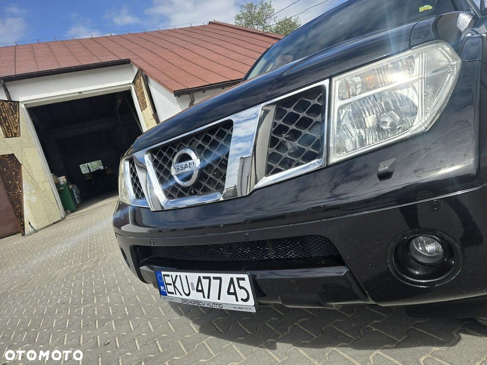 Nissan Pathfinder - 4