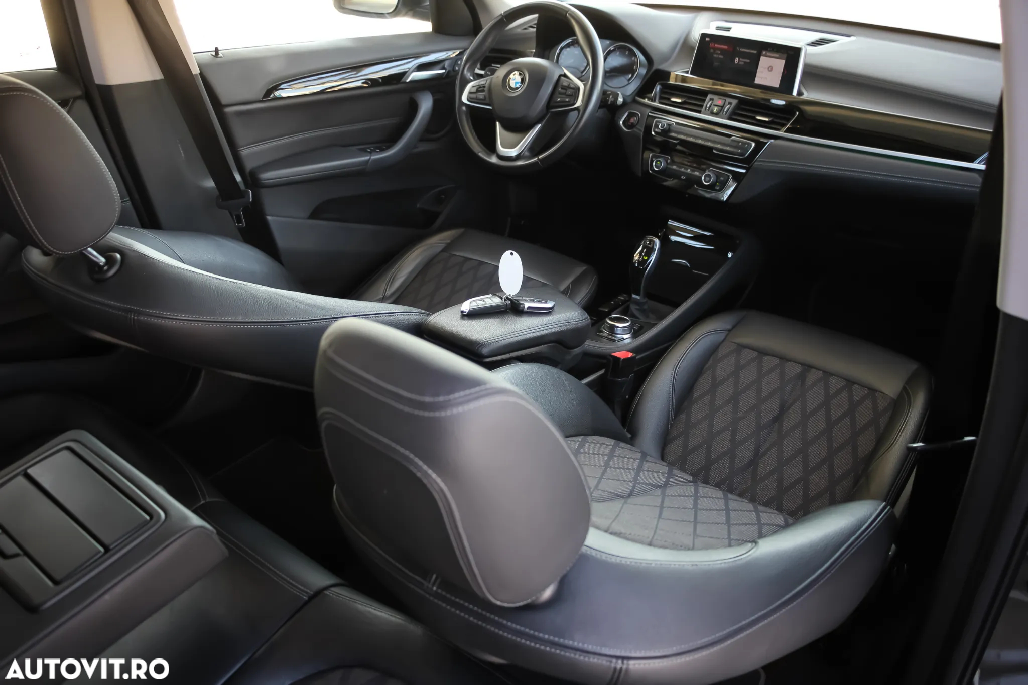 BMW X1 sDrive18d Aut. xLine - 6