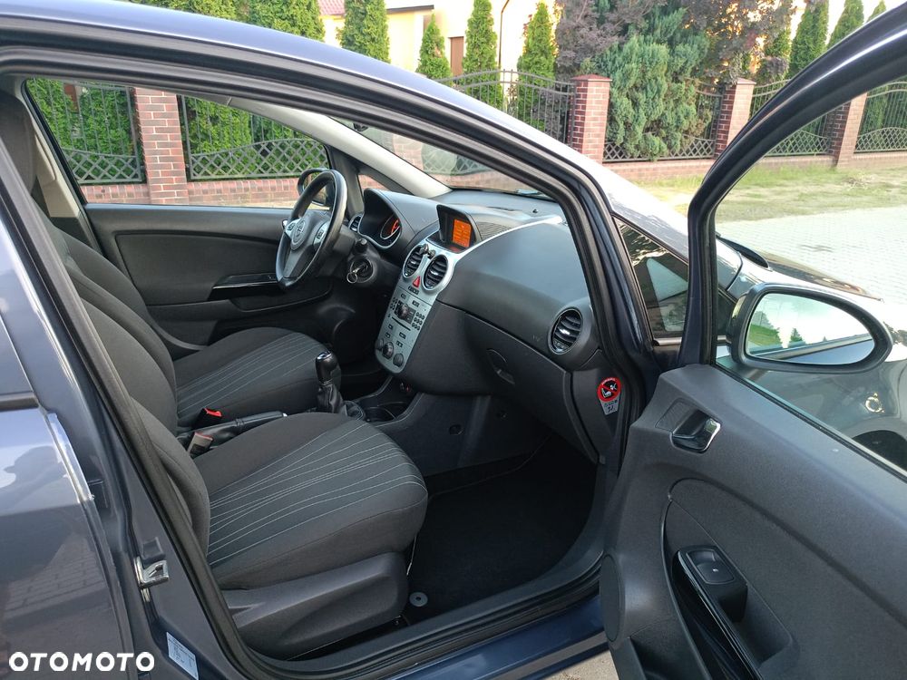 Opel Corsa - 12