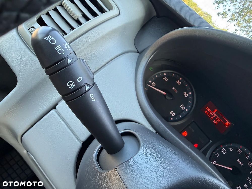Renault TRAFIC - 22