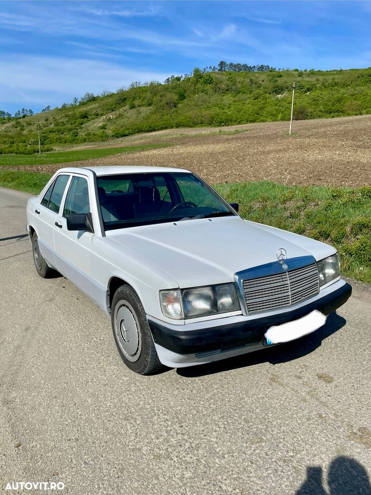 Mercedes-Benz 190 - 1