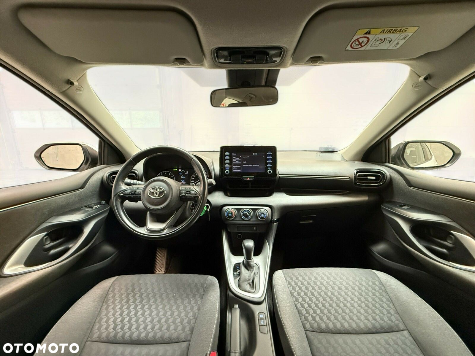 Toyota Yaris - 24