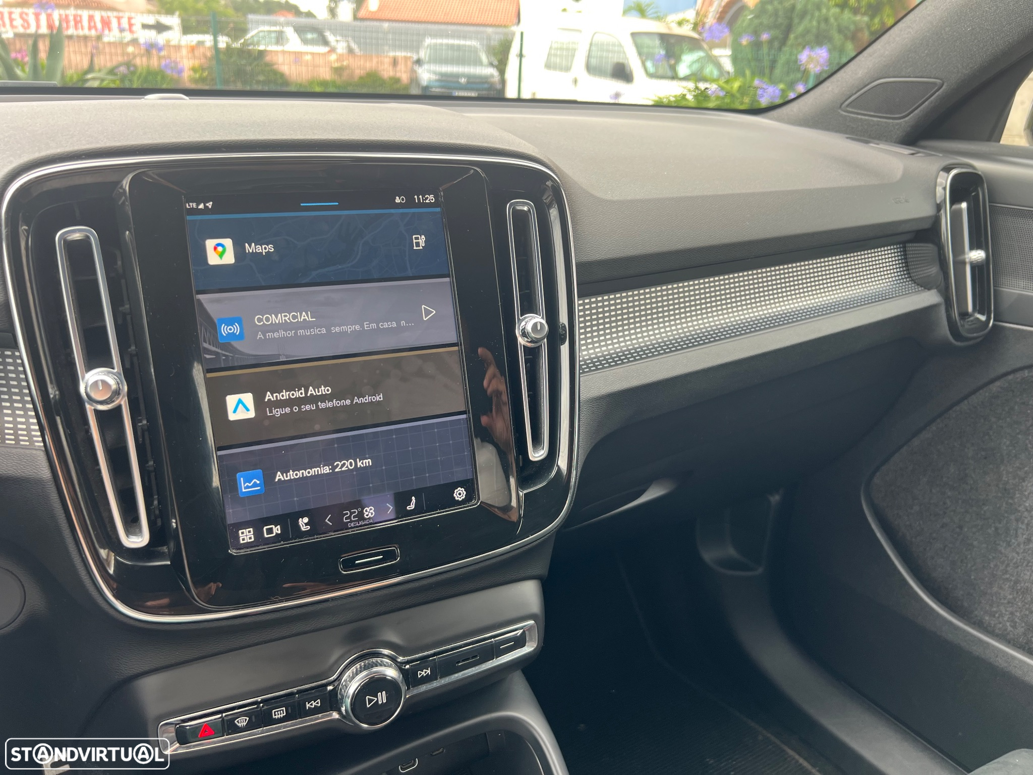 Volvo XC 40 Recharge 69 kWh Single Motor RWD Plus - 11