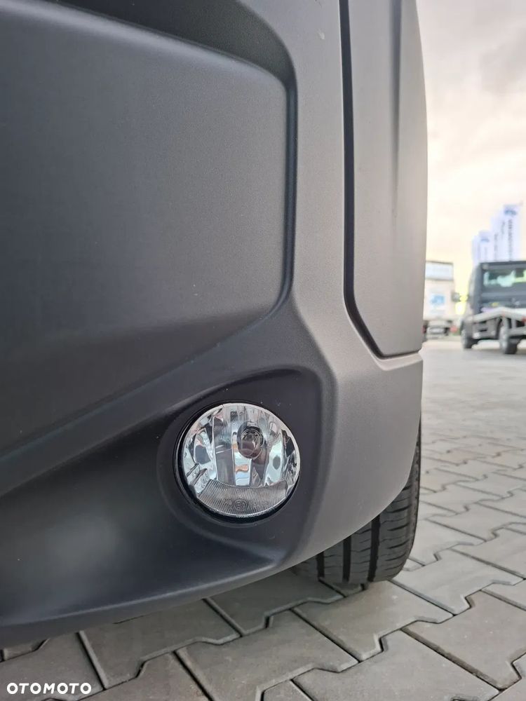 Fiat Ducato Kontener z windą - 17