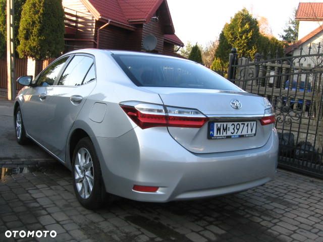 Toyota Corolla 1.6 Premium - 7