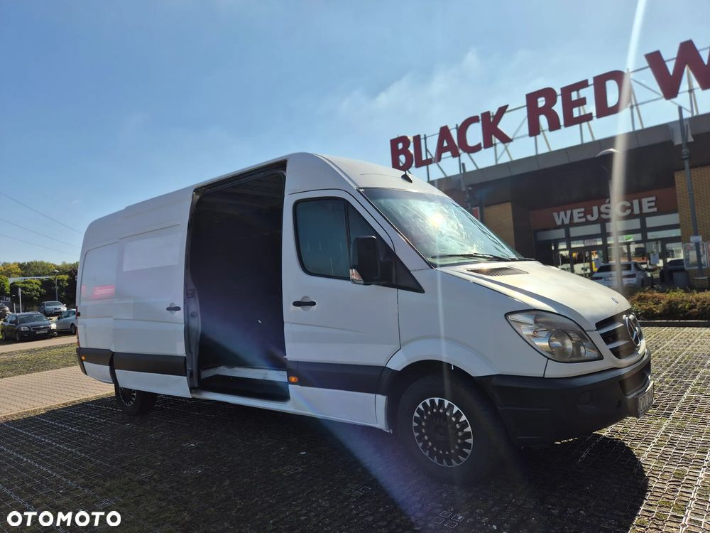 Mercedes-Benz Sprinter - 40