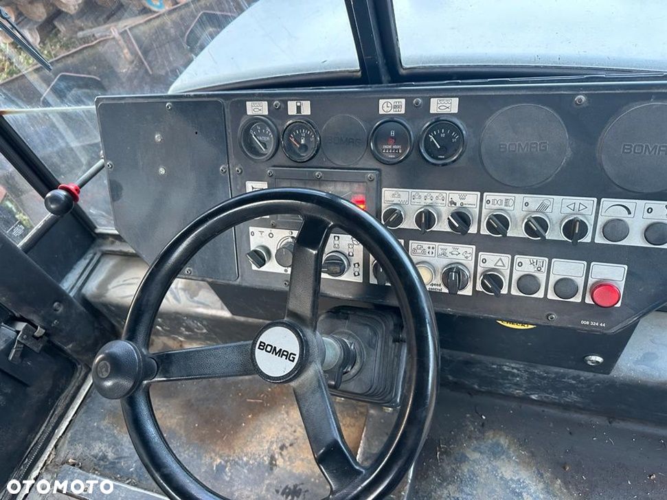 Bomag Walec Drogowy Gładki BOMAG BW 180 AD BW180AD 13 Ton - 11