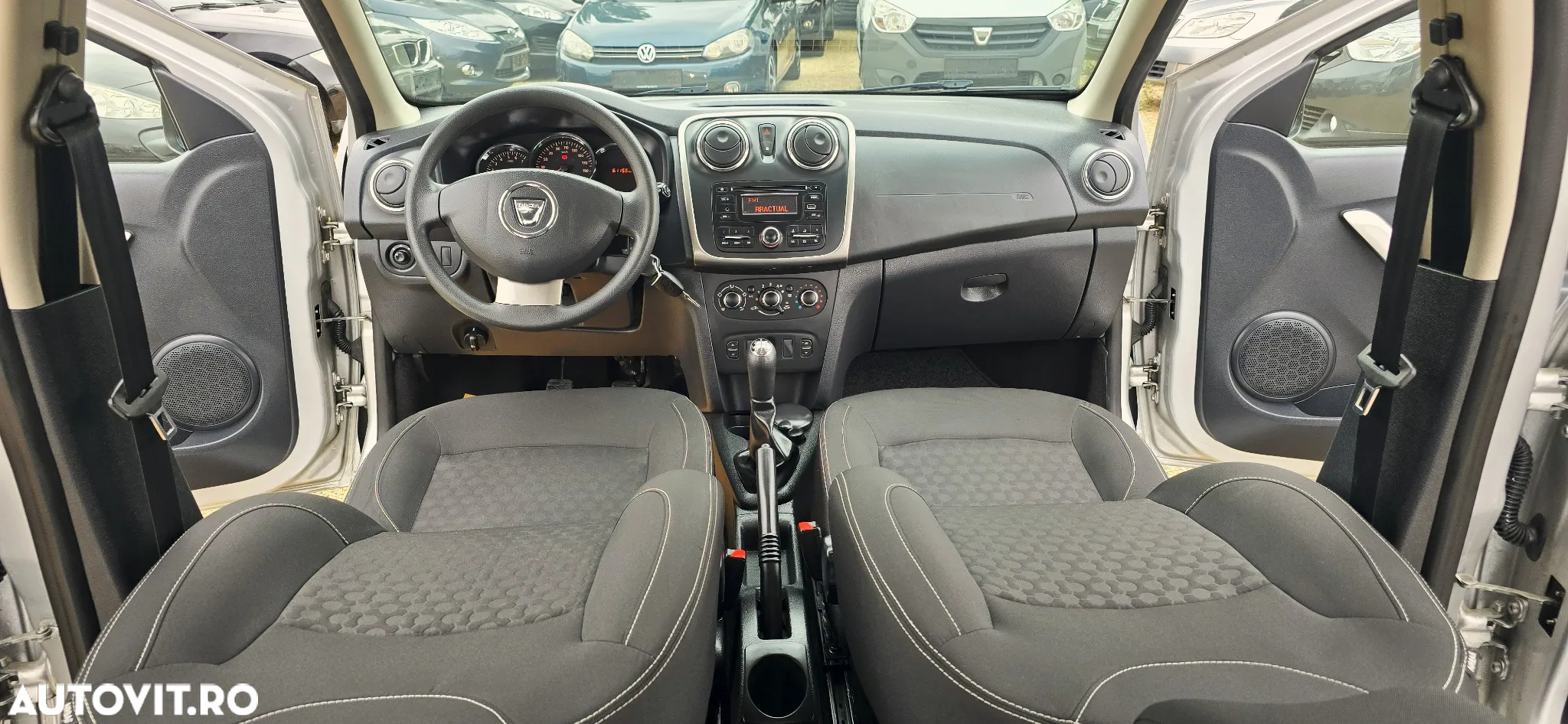 Dacia Sandero 1.2 75CP Laureate - 17