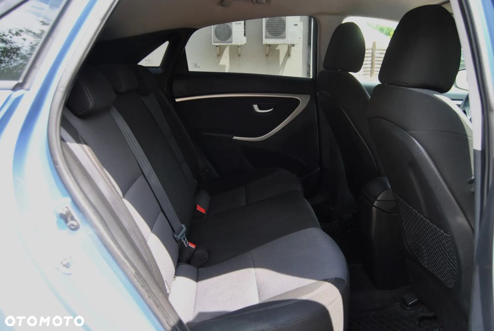 Hyundai i30 1.4 Select - 8