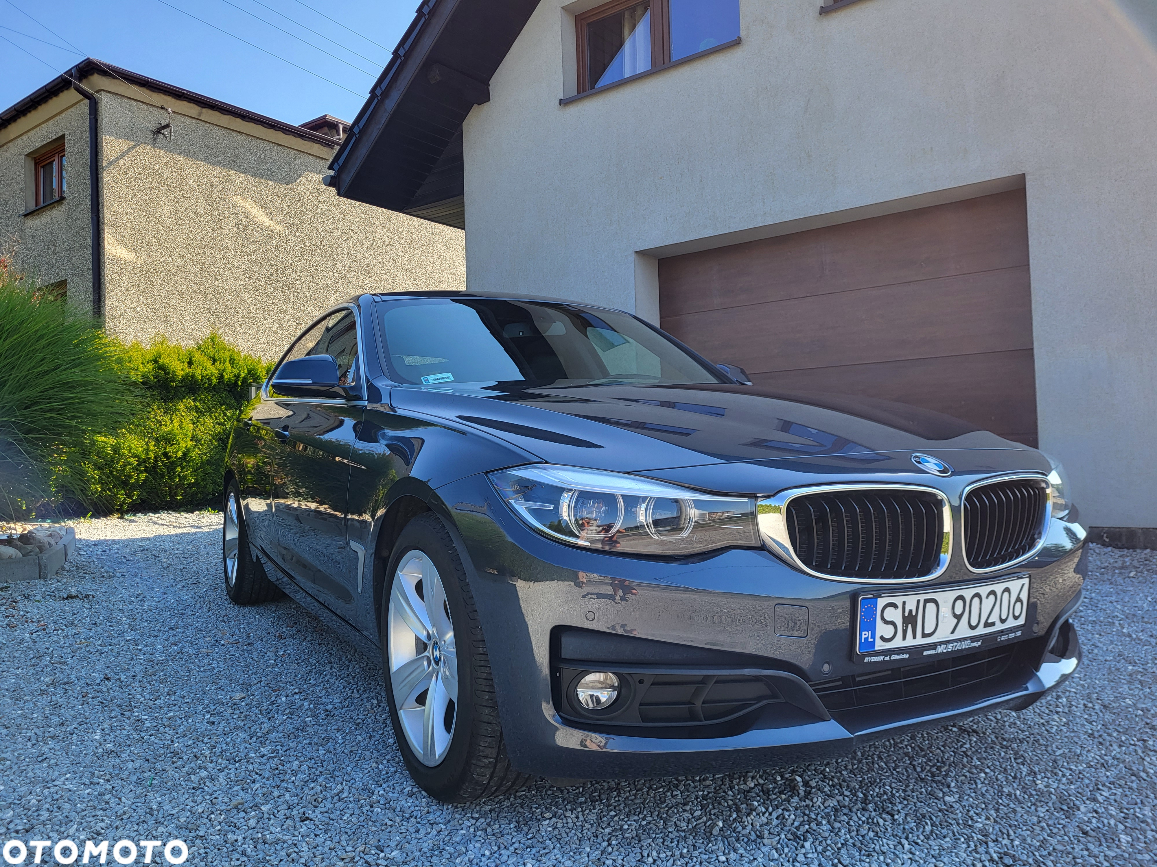 BMW 3GT 318d GT - 3
