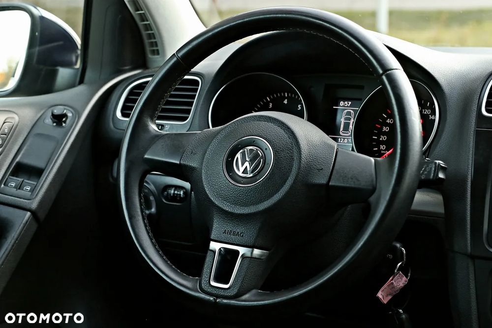 Volkswagen Golf 1.4 TSI United - 31