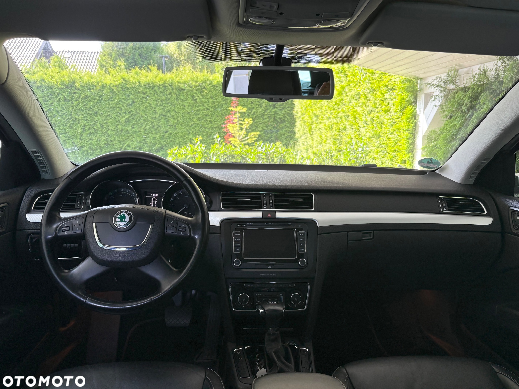 Skoda Superb 2.0 TDI Elegance DSG - 11