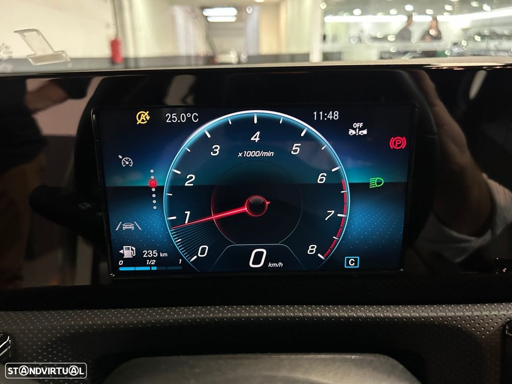 Mercedes-Benz A 160 AMG Line - 22