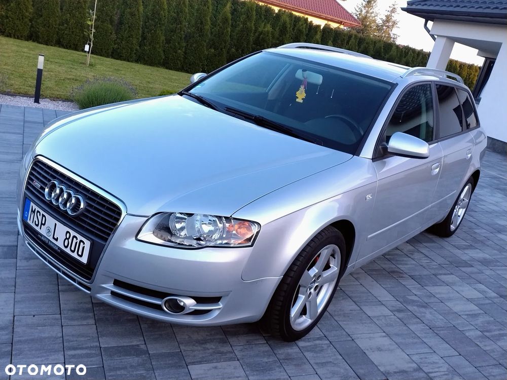 Audi A4 Avant - 11