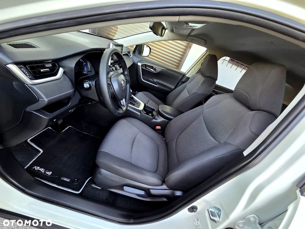 Toyota RAV4 2.5 Hybrid Active 4x2 - 6