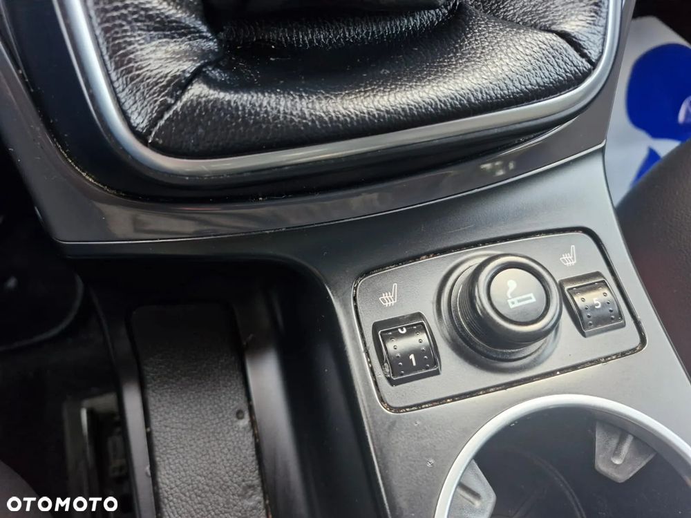 Ford Kuga 2.0 TDCi 4x4 Titanium - 26