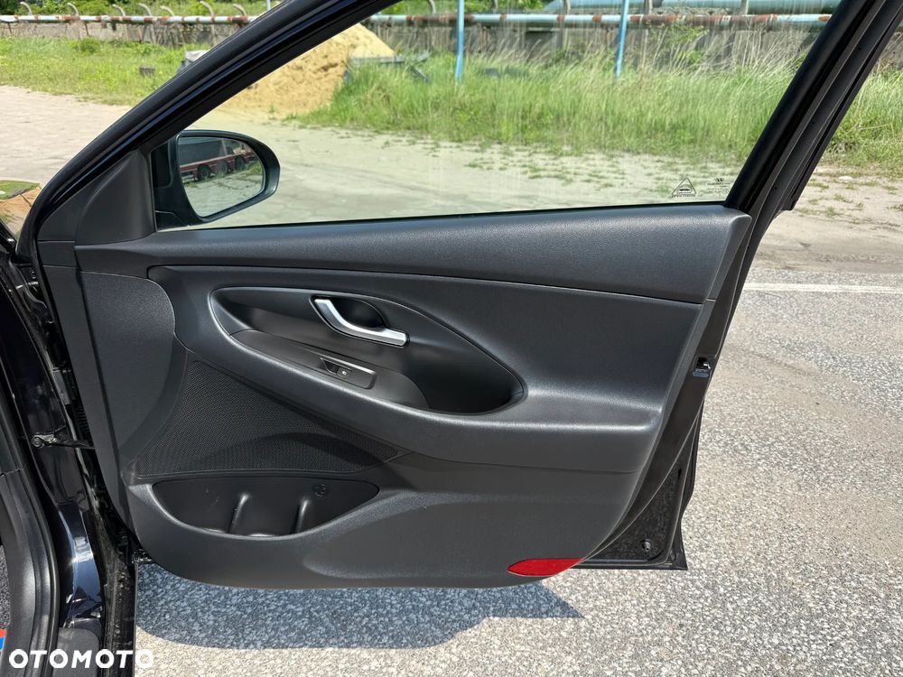 Hyundai i30 1.6 CRDI DCT Intro - 27