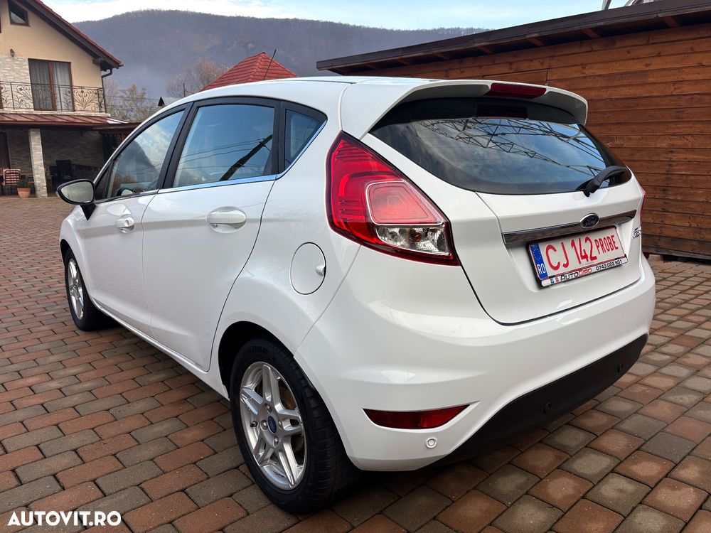 Ford Fiesta 1.6 TDCi DPF Titanium - 3