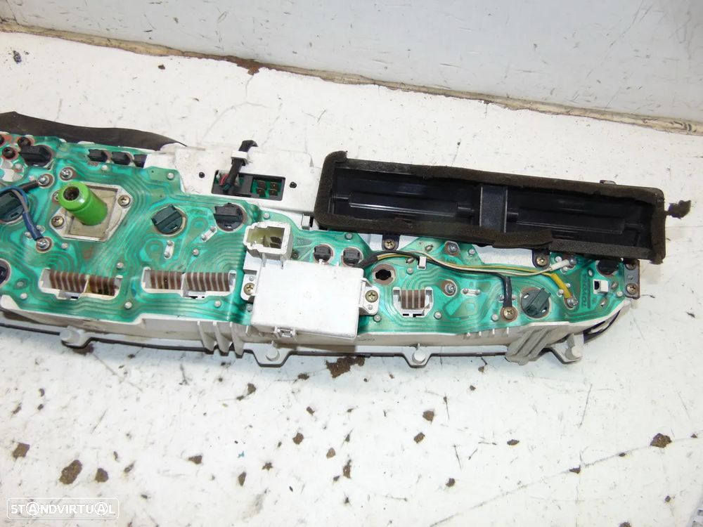 Toyota Supra conta kilómetros - 13