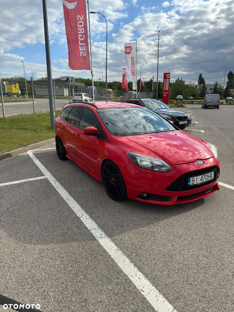 Ford Focus SW 2.0 EcoBoost ST - 9