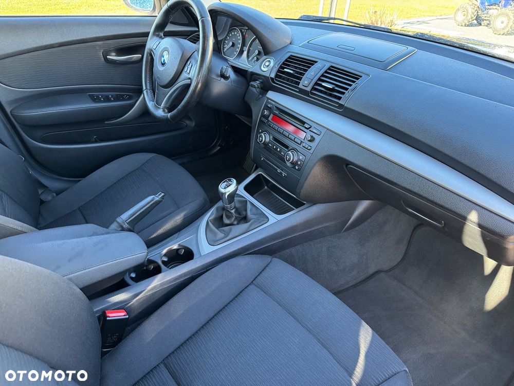 BMW Seria 1 118d DPF Edition Lifestyle - 26