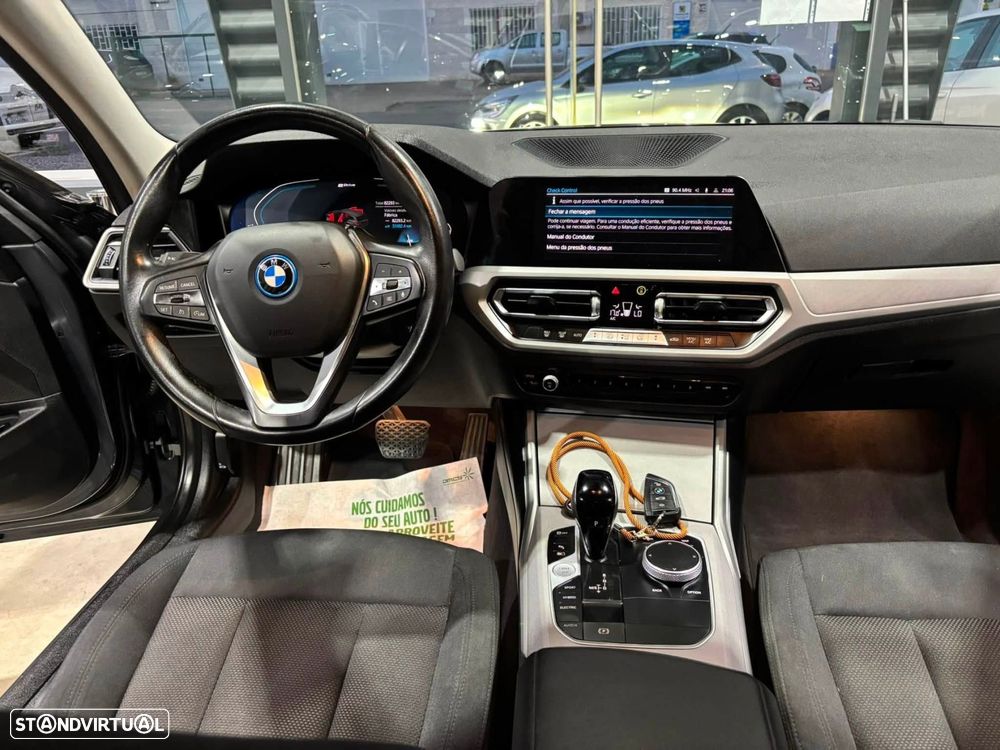 BMW 320 e Corporate Edition Auto - 18