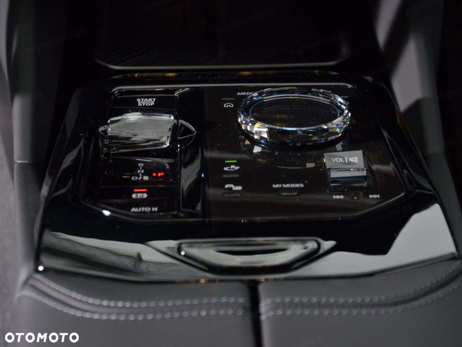 BMW Seria 5 540d xDrive mHEV M Sport - 16