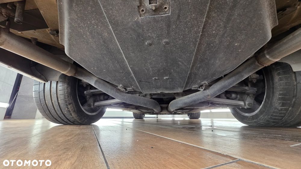 Chevrolet Corvette - 38