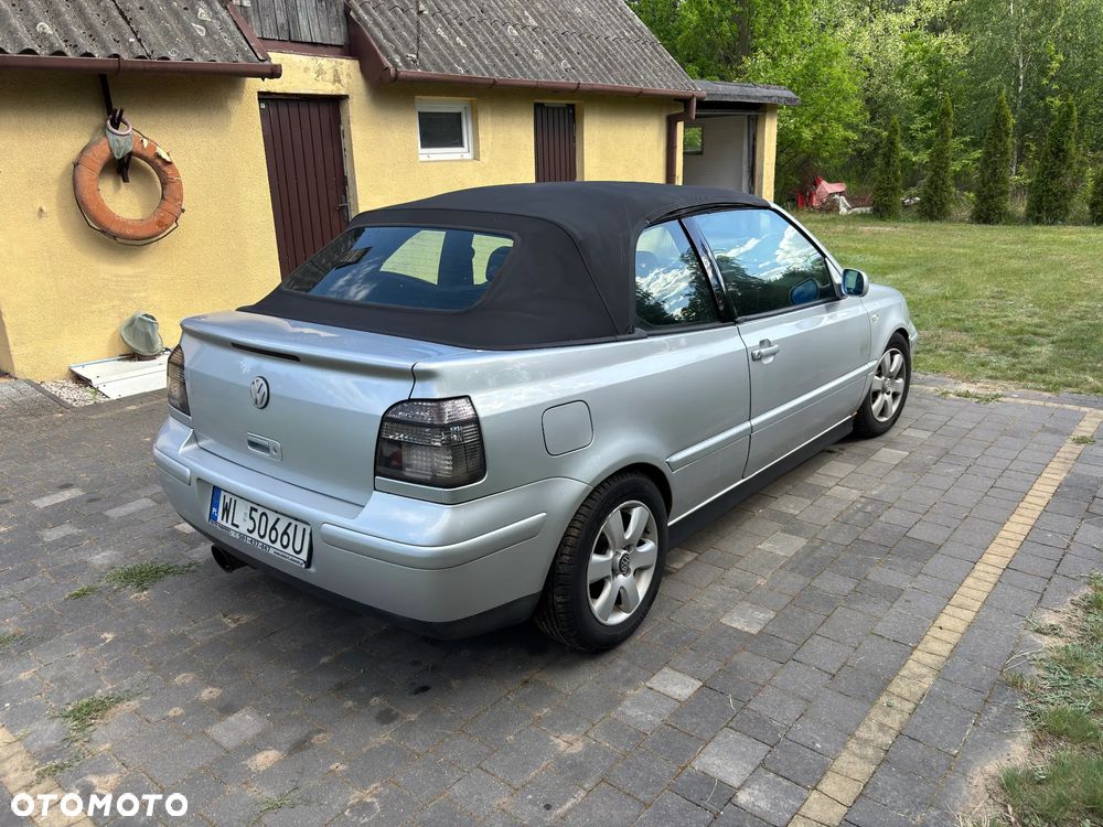 Volkswagen Golf Cabrio 2.0 - 3