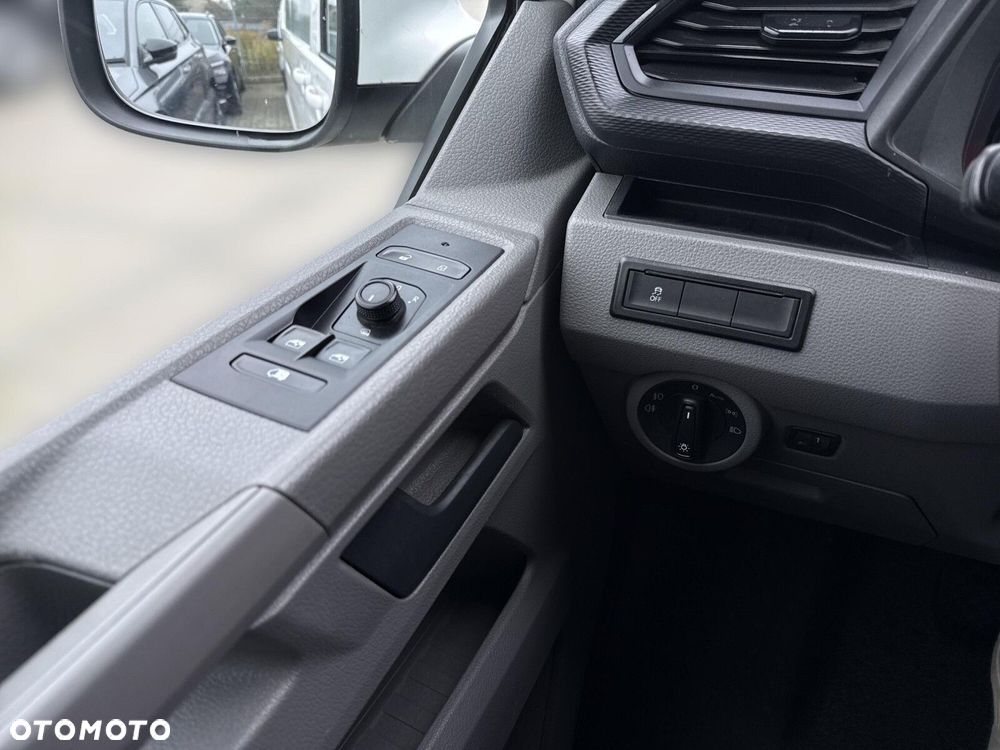 Volkswagen Transporter DSG 150KM - 22