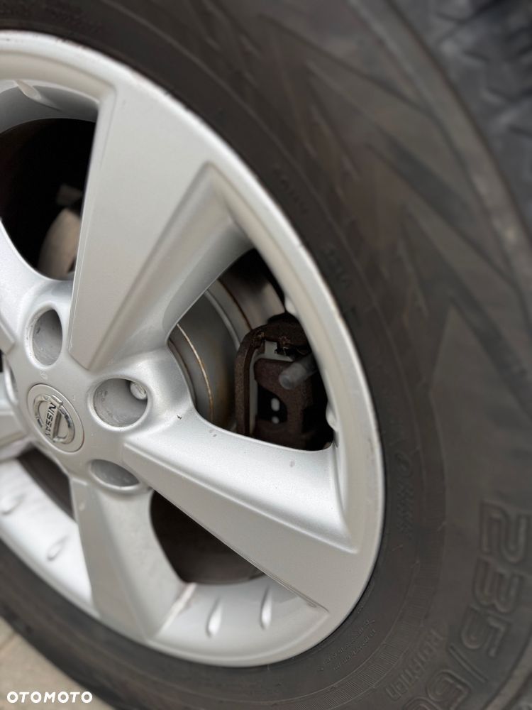 Nissan Qashqai 2.0 Lounge - 8