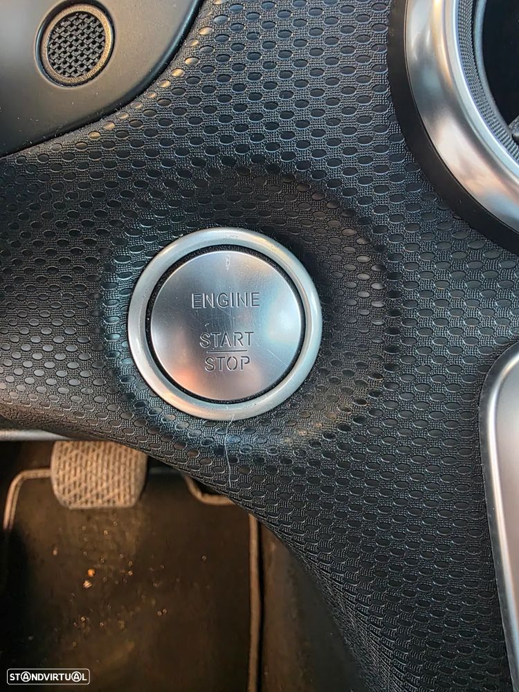 Mercedes-Benz A 180 d 7G-DCT AMG Line - 21