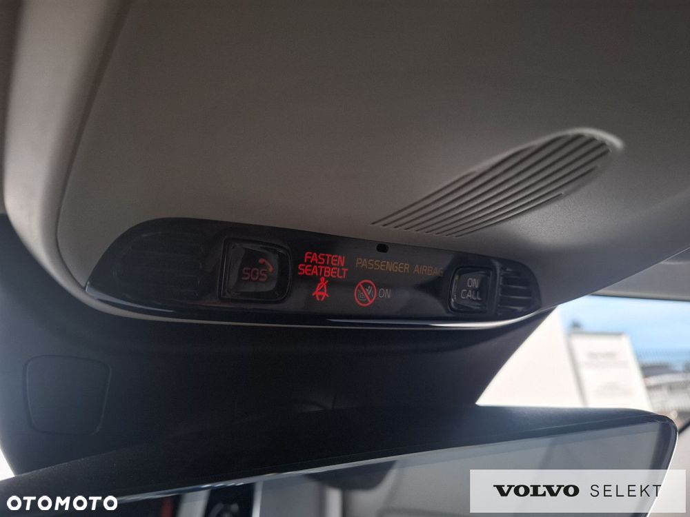 Volvo V60 Cross Country - 28