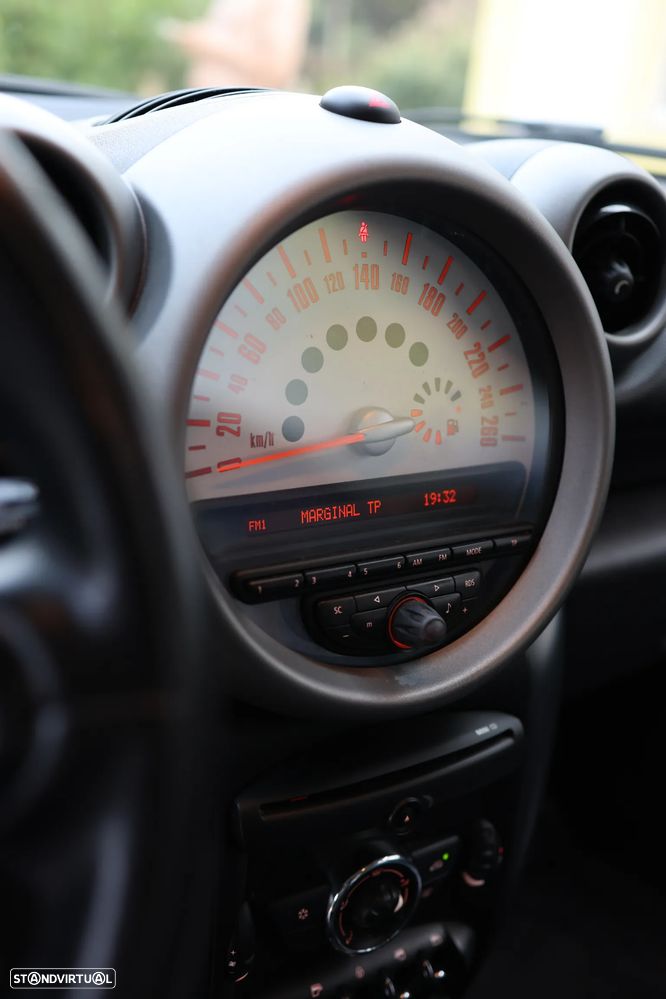 MINI Countryman Cooper SD - 29