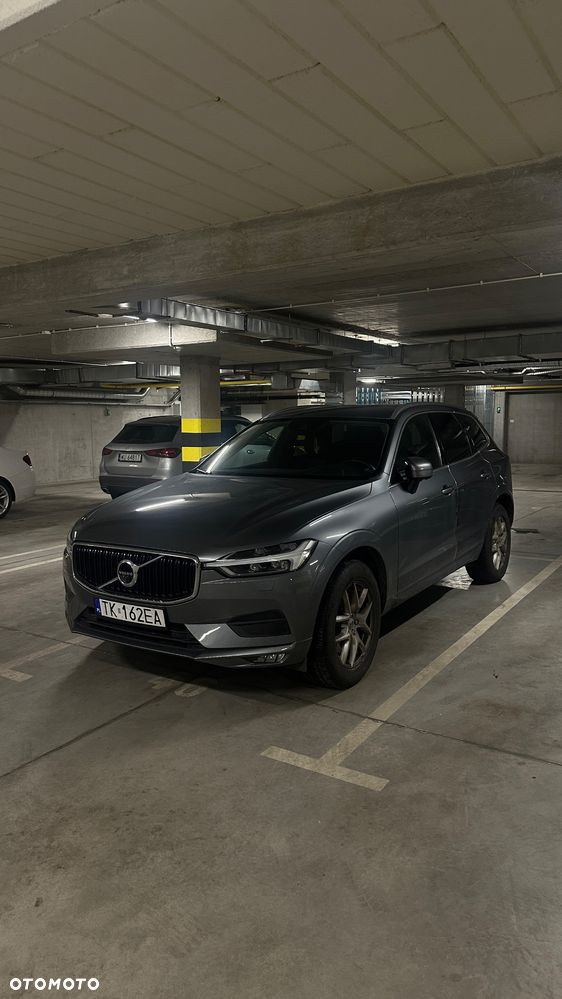 Volvo XC 60 D4 AWD Momentum - 1